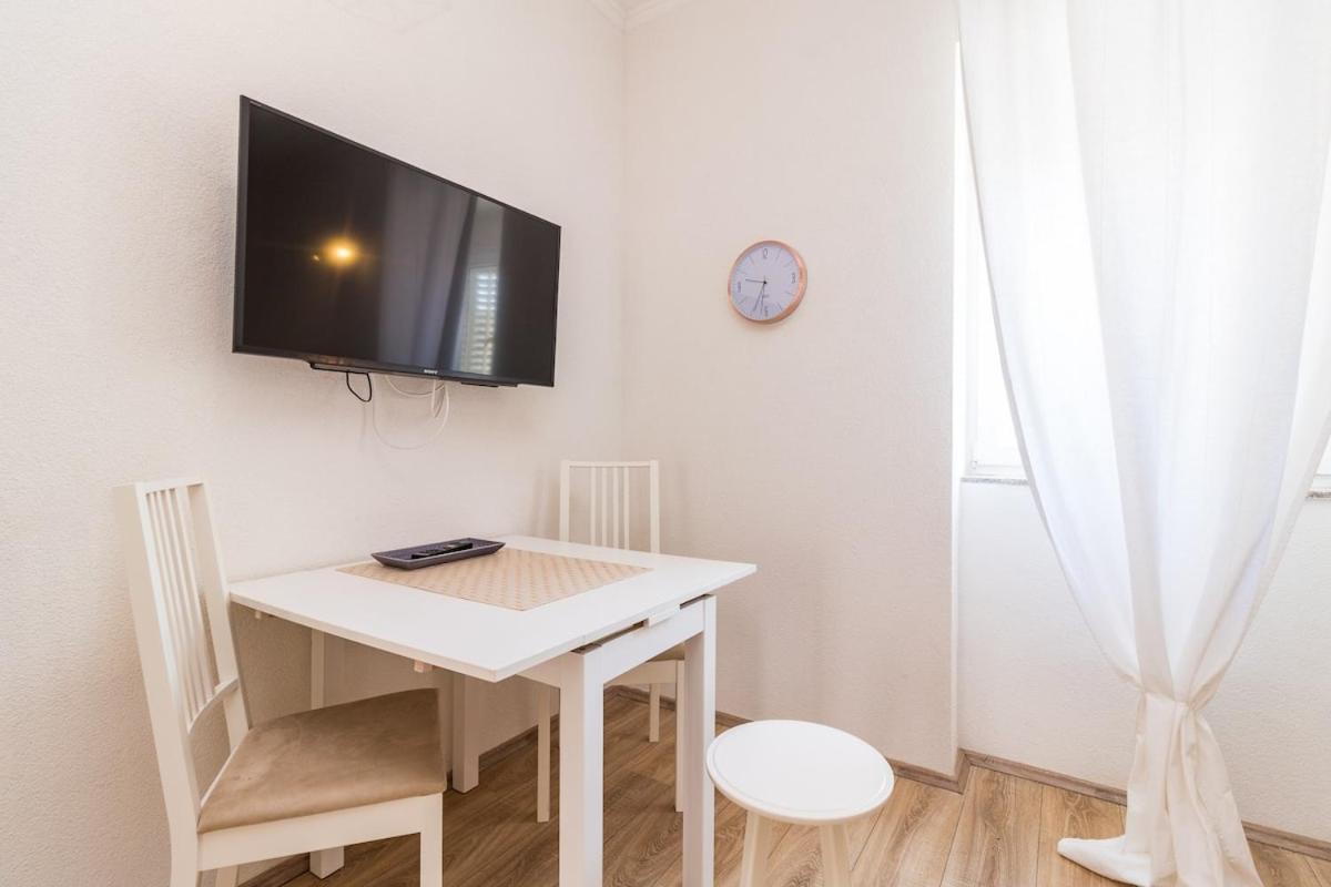 Gridolina Apartamento Pula Exterior foto