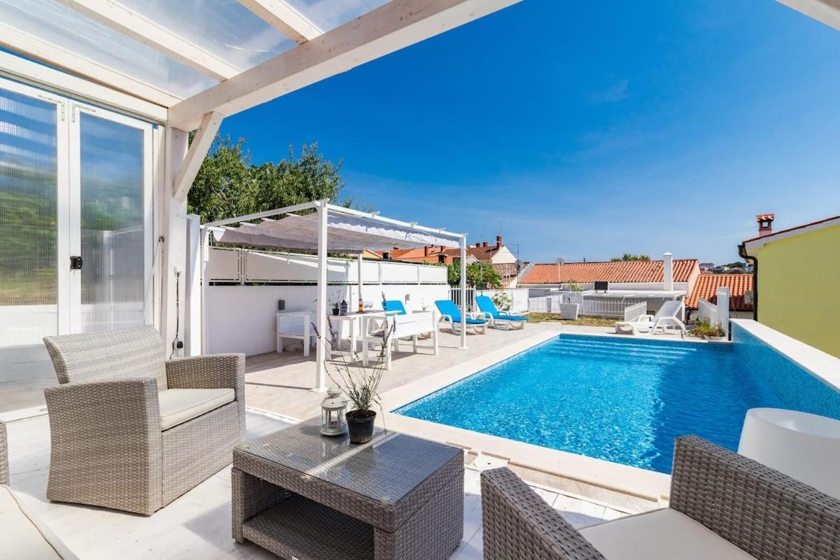 Gridolina Apartamento Pula Exterior foto